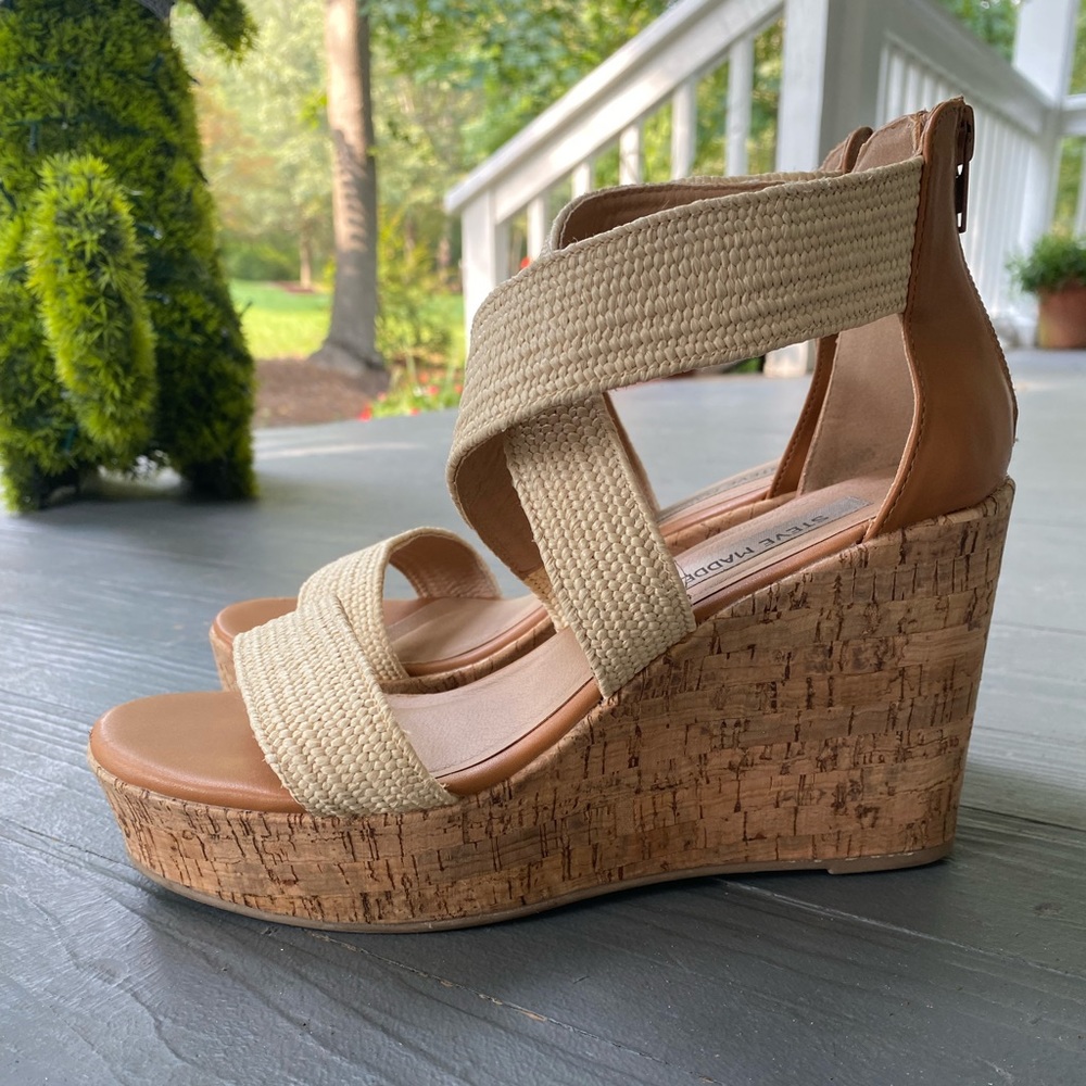 Steve Madden Elwyn Wedges